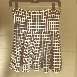 Reversible black and white skater skirt